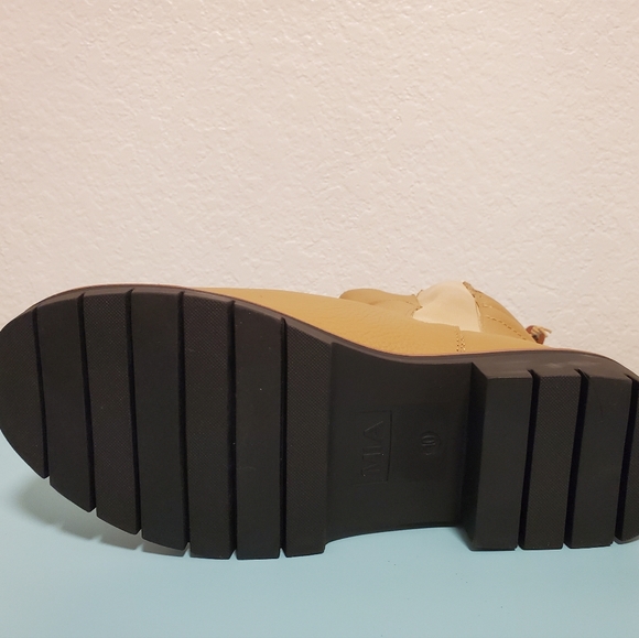 MIA Clara Boots Beige size 10 - Picture 9 of 12